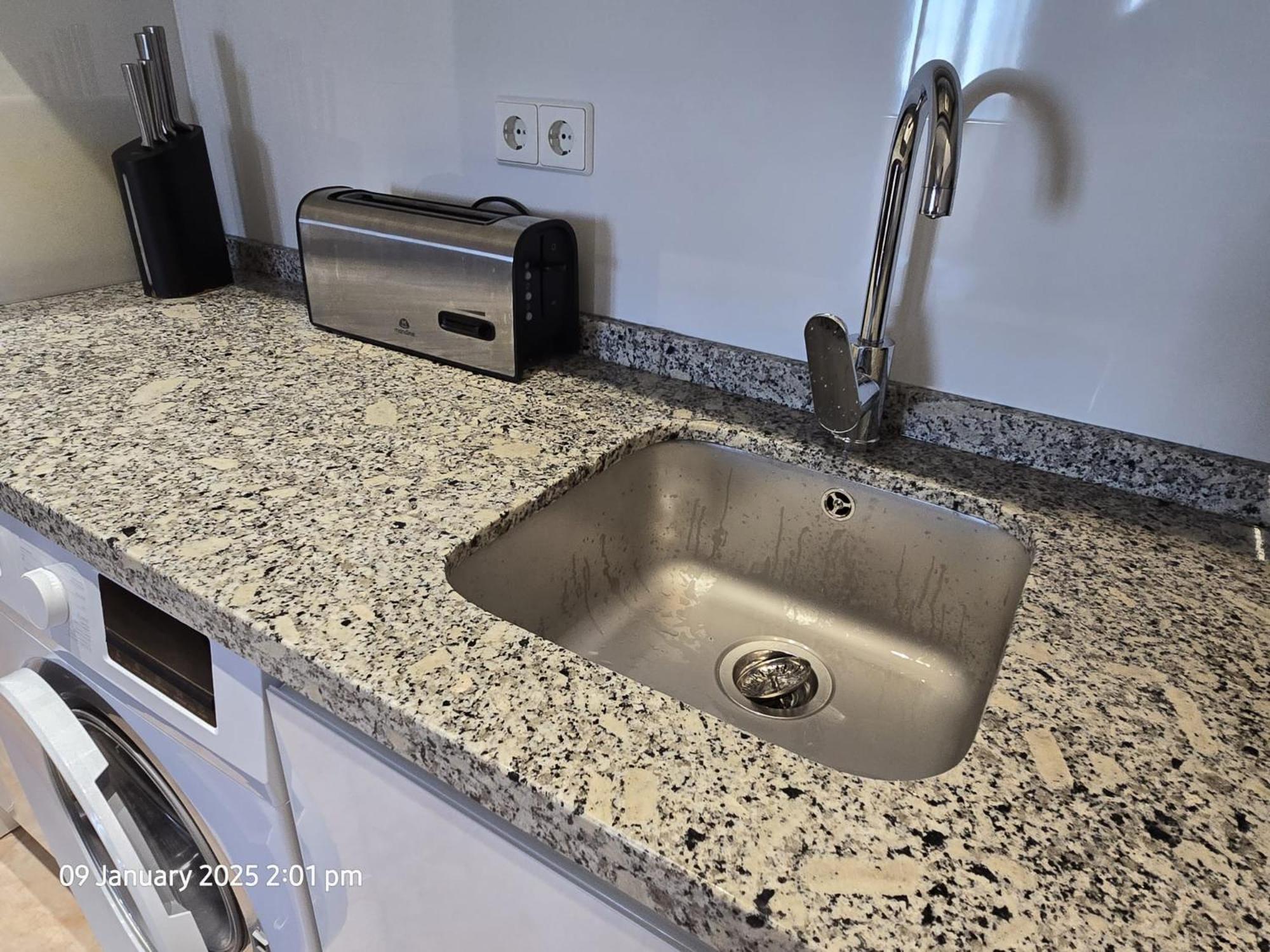 Benal Beach Apartments Malaga Bagian luar foto