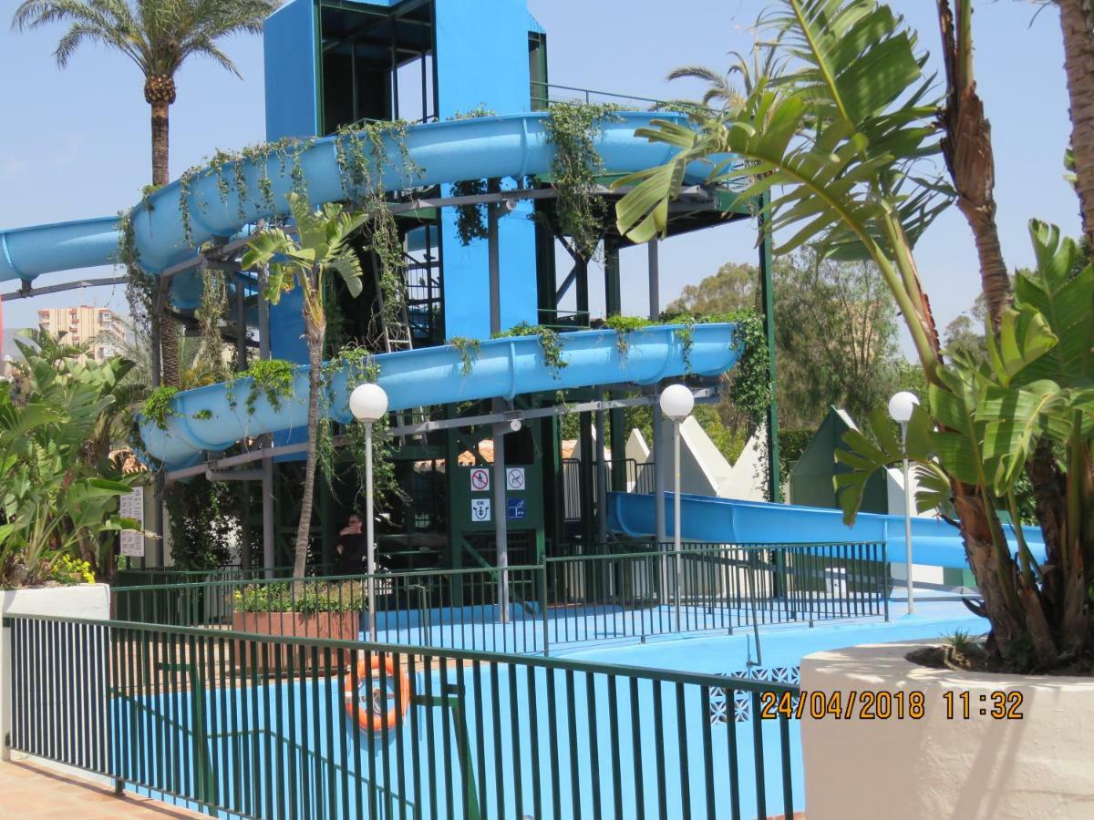 Benal Beach Apartments Malaga Bagian luar foto